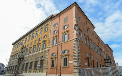 Nota doctrinal sobre los títulos marianos: La Madre del Pueblo Fiel, no Corredentora